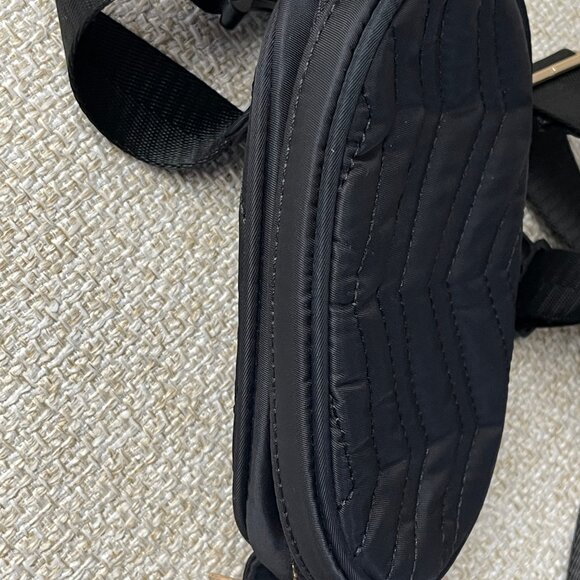 Black belt bag Nylon belt bag Women's belt bag size ML Travel black bag - Picture 9 of 9